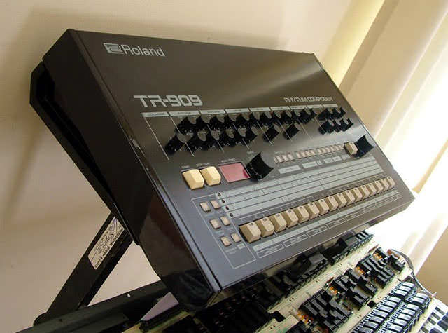 Custom_TR-909_2