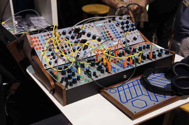 Buchla_200e_2