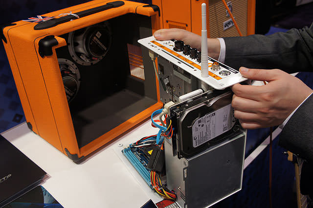 NAMM 2013: Orange、世界初の全自動デジタル真空管テスターを発表