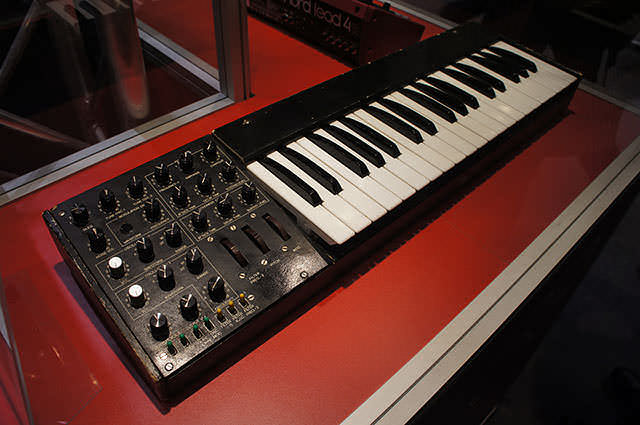 Musikmesse: Clavia DMI、Nord Leadの原型となった約30年前のハンドメイド・シンセサイザーを展示 - ICON