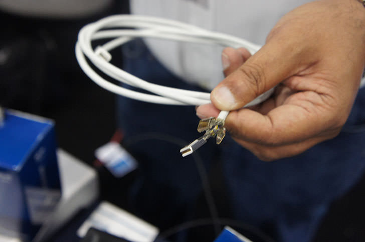 Corning - Thunderbolt Optical Cable