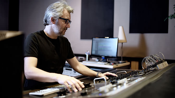 IK Multimedia - Lurssen Mastering Console
