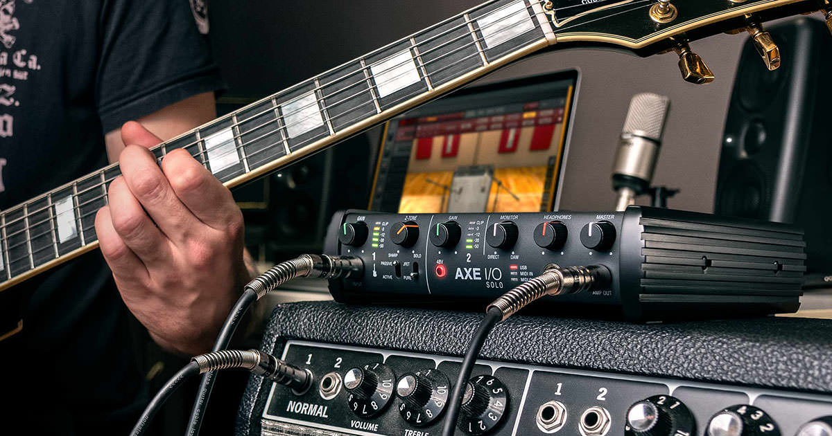 ギターに最適化されたオーディオIF、IK Multimedia「AXE I/O Solo