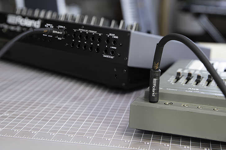 Roland - Rhythm Creator TR-1000