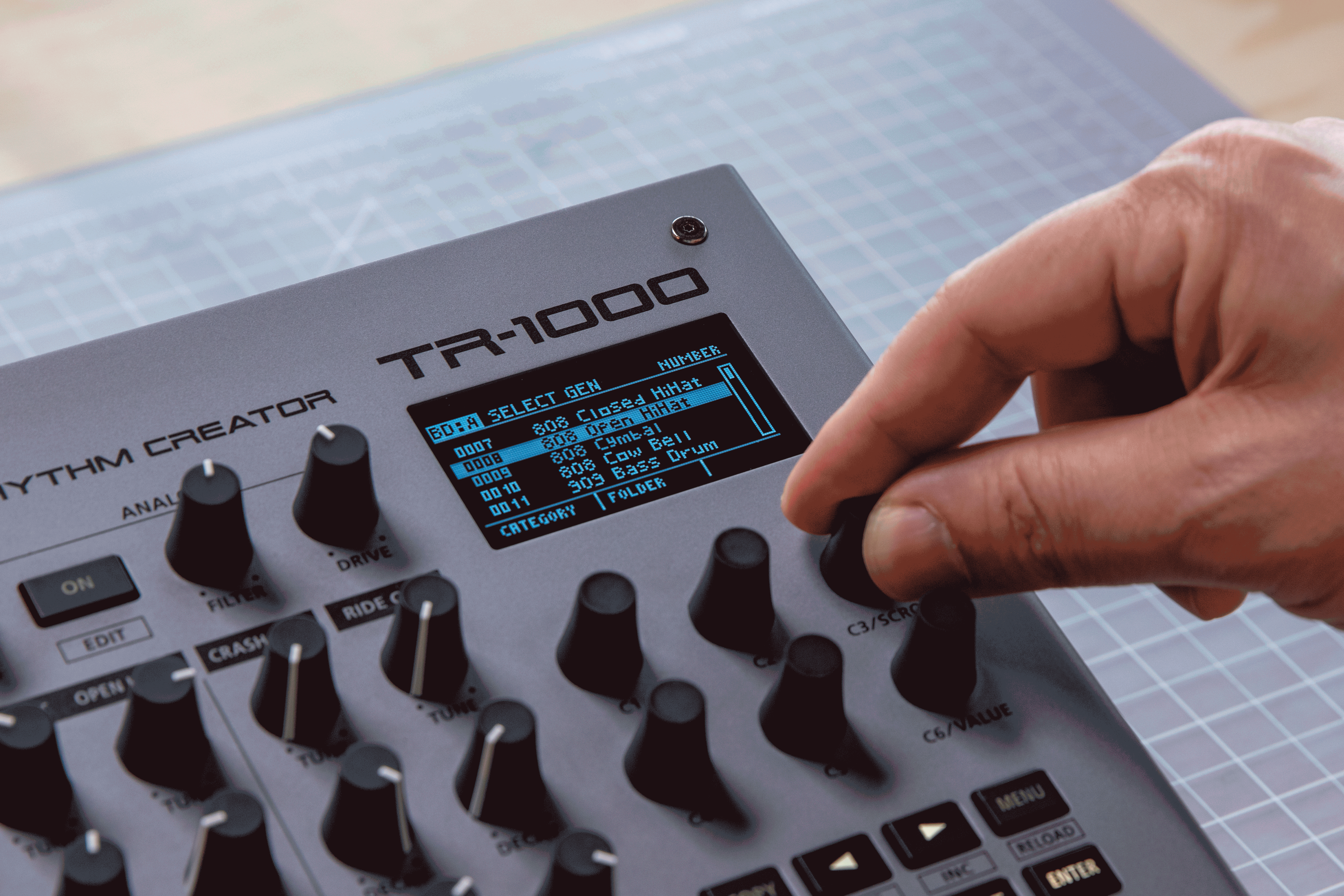 Roland - Rhythm Creator TR-1000
