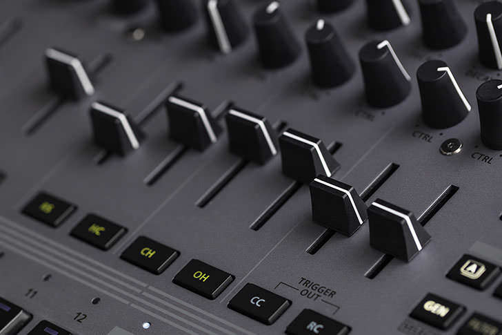 Roland - TR-1000 Interview