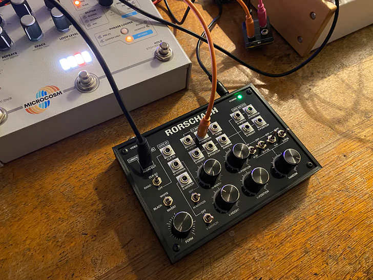 Lumatic Visual Devices - Rorschach video synthesizer